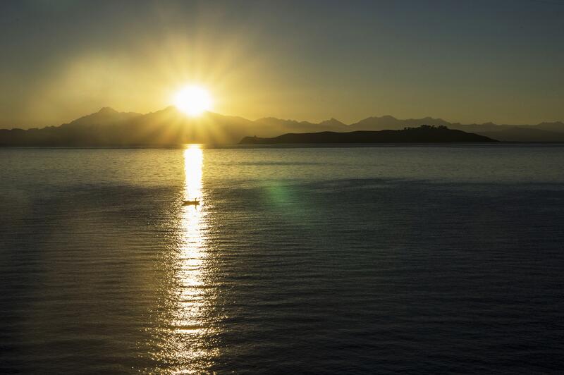 ...auch der Sonnenaufgang über dem Titicacasee ist wunderschön!